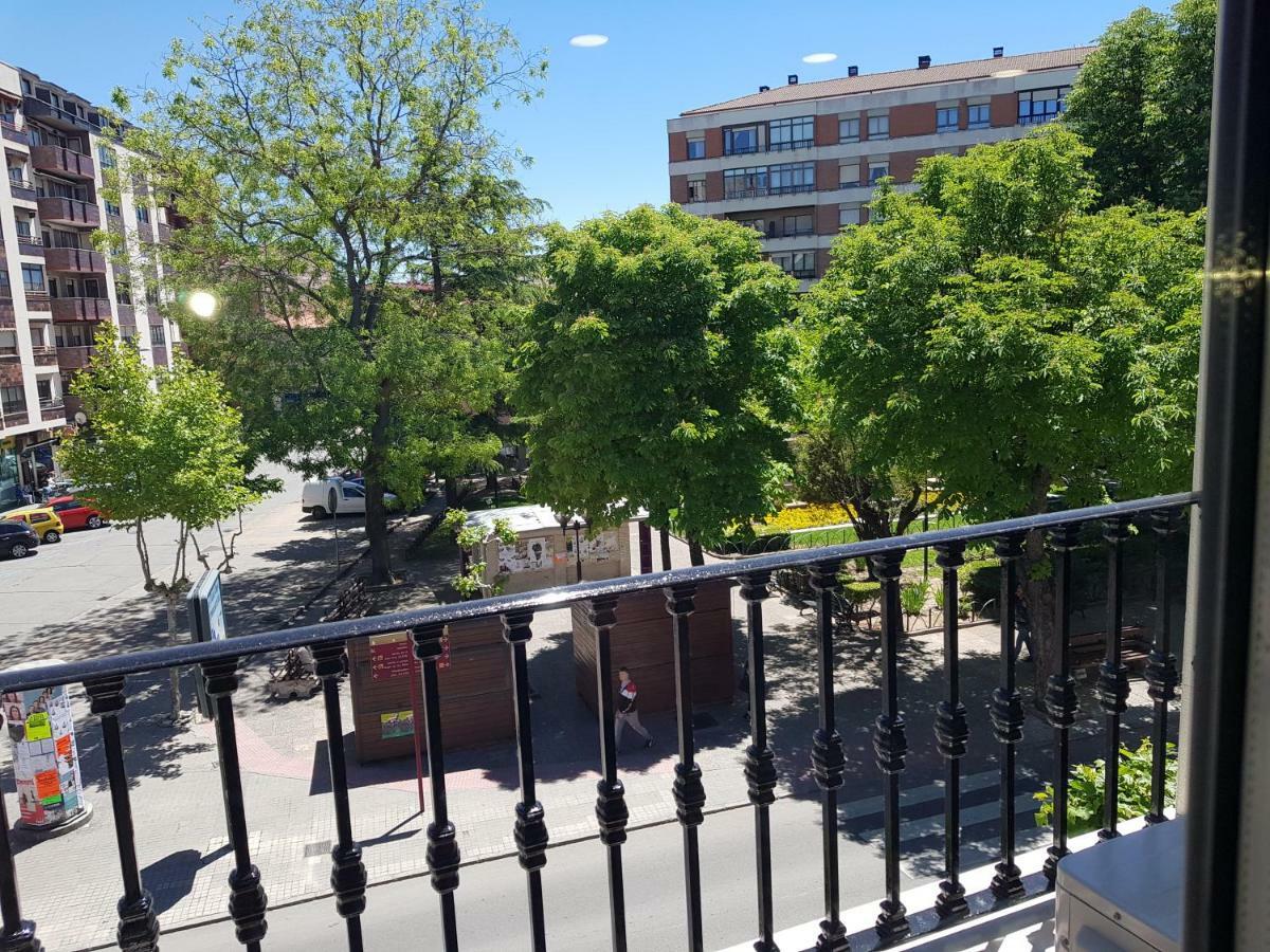 Apartamentos Aranda - Atico Duero Aranda de Duero Extérieur photo